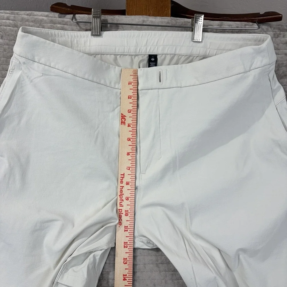 Lululemon Mens 36x17‎ Ivory Belted Utilitech Relaxed Fit Shorts LM5ACTS No Belt